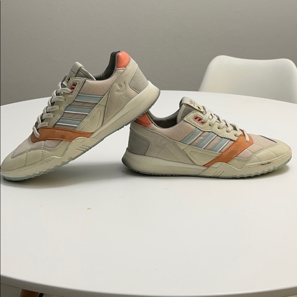 Adidas Consortium Collaboration, Size 9 Mens - Picture 1 of 2
